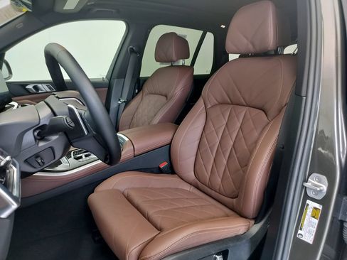 Certified 2026 BMW X5 sDrive40i RWD image 9
