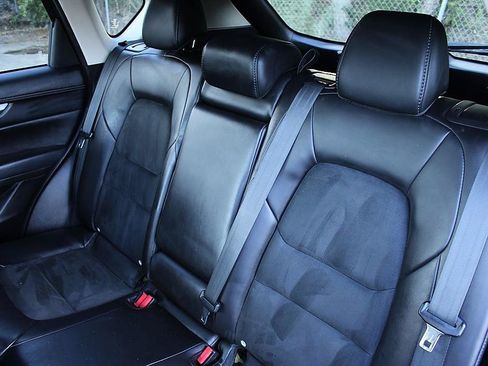 Used 2019 MAZDA CX-5 Touring FWD image 12