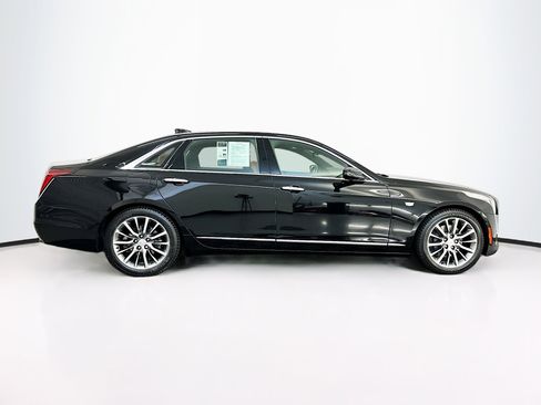 Used 2018 Cadillac CT6 Luxury image 10