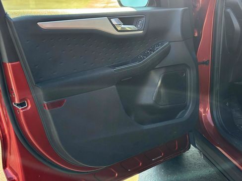 Used 2020 Ford Escape SE AWD/4WD image 13
