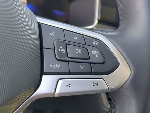 New 2026 Volkswagen Taos SE image 28