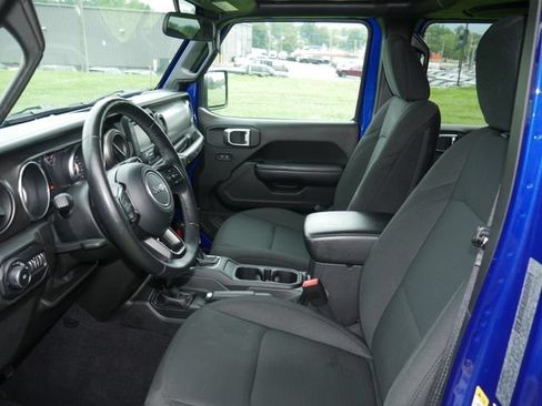 Used 2018 Jeep Wrangler Unlimited Sport S AWD/4WD image 2