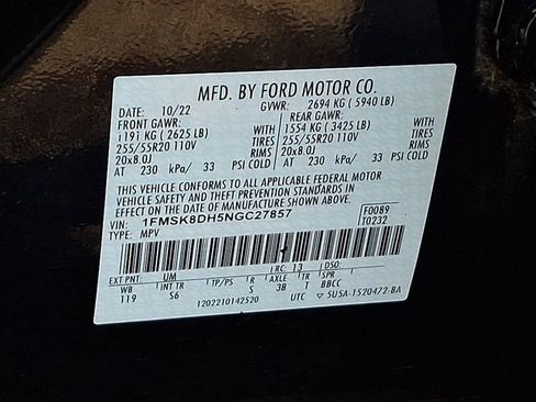 Used 2022 Ford Explorer XLT w/ Equipment Group 202A image 29