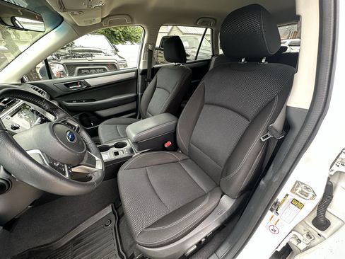 Used 2018 Subaru Outback 2.5i Premium AWD/4WD image 44