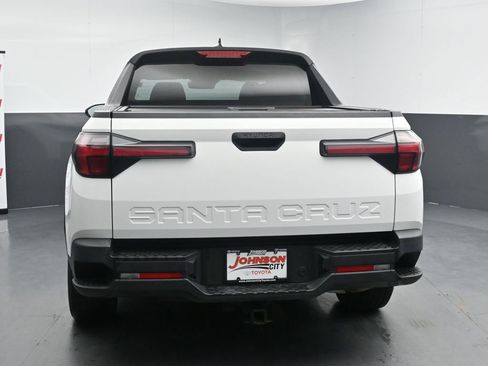 Used 2023 Hyundai Santa Cruz SEL FWD image 7
