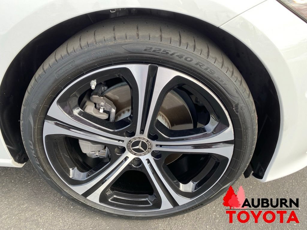 Used 2024 Mercedes-Benz C 300 Sedan image 9