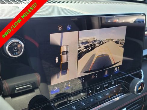 Used 2024 Chevrolet Colorado Z71 w/ Z71 Convenience Package 2 image 19