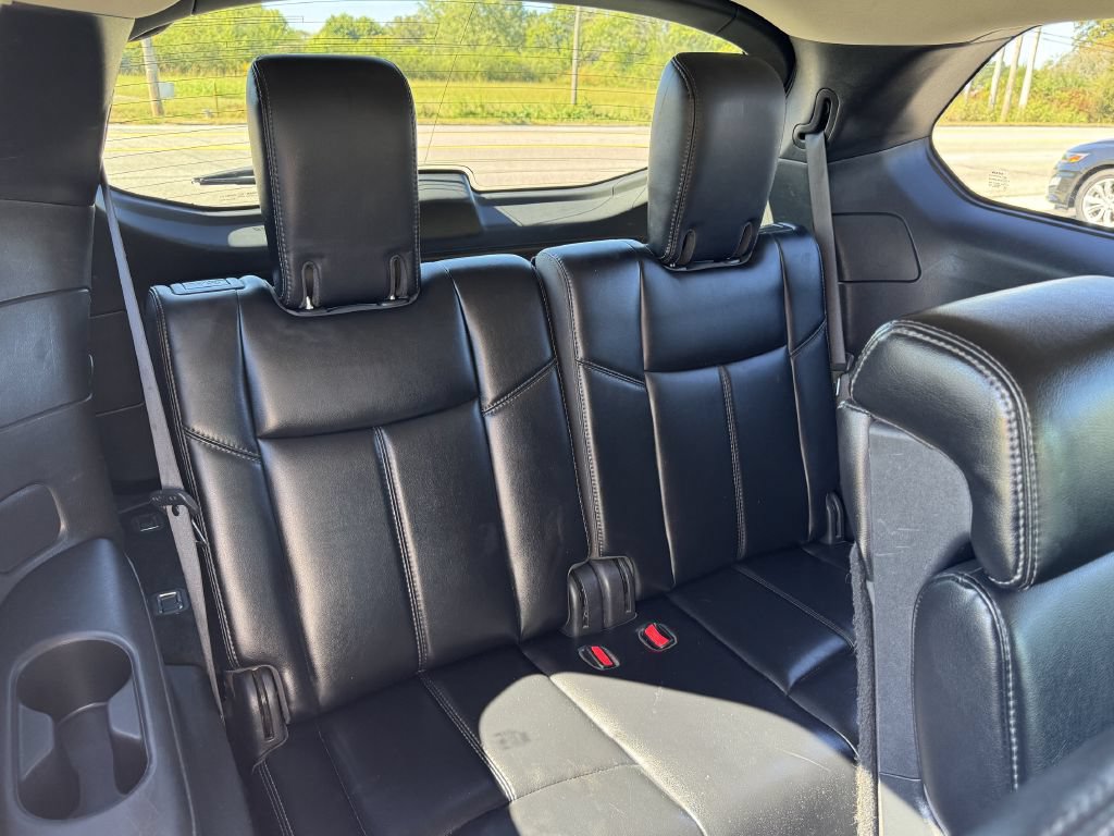 Used 2018 Nissan Pathfinder SL FWD image 11