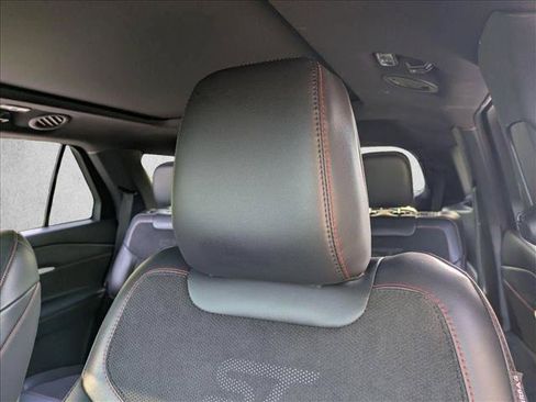 Used 2025 Ford Explorer ST w/ Sun And Sound Package AWD/4WD image 16