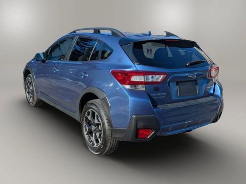Used 2018 Subaru Crosstrek 2.0i Premium image 3