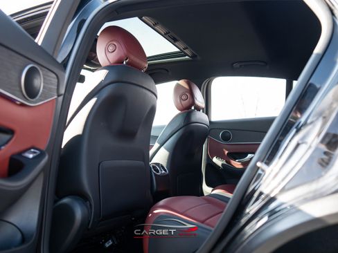 Used 2020 Mercedes-Benz GLC 300 4MATIC Coupe image 21