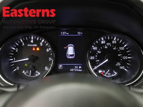 Used 2020 Nissan Rogue SV w/ Premium Package AWD/4WD image 18
