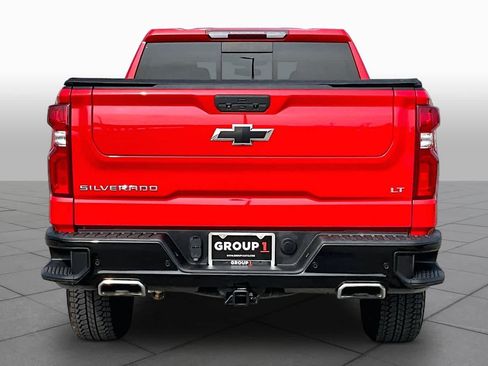 Used 2021 Chevrolet Silverado 1500 LT Trail Boss w/ Convenience Package II AWD/4WD image 8
