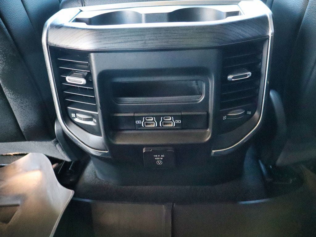 Used 2023 RAM 1500 Laramie AWD/4WD image 32