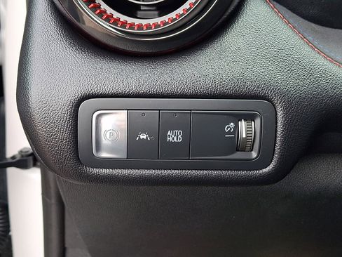 Used 2025 Chevrolet Blazer EV RS image 25