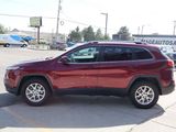 Used 2018 Jeep Cherokee Latitude Plus w/ Comfort/Convenience Group image 5