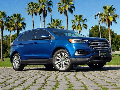 Used 2020 Ford Edge Titanium w/ Equipment Group 301A image 2
