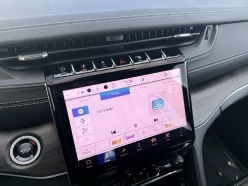 New 2025 Jeep Grand Cherokee Limited image 15