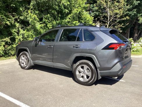 Certified 2025 Toyota RAV4 XLE w/ Convenience Package AWD/4WD image 10
