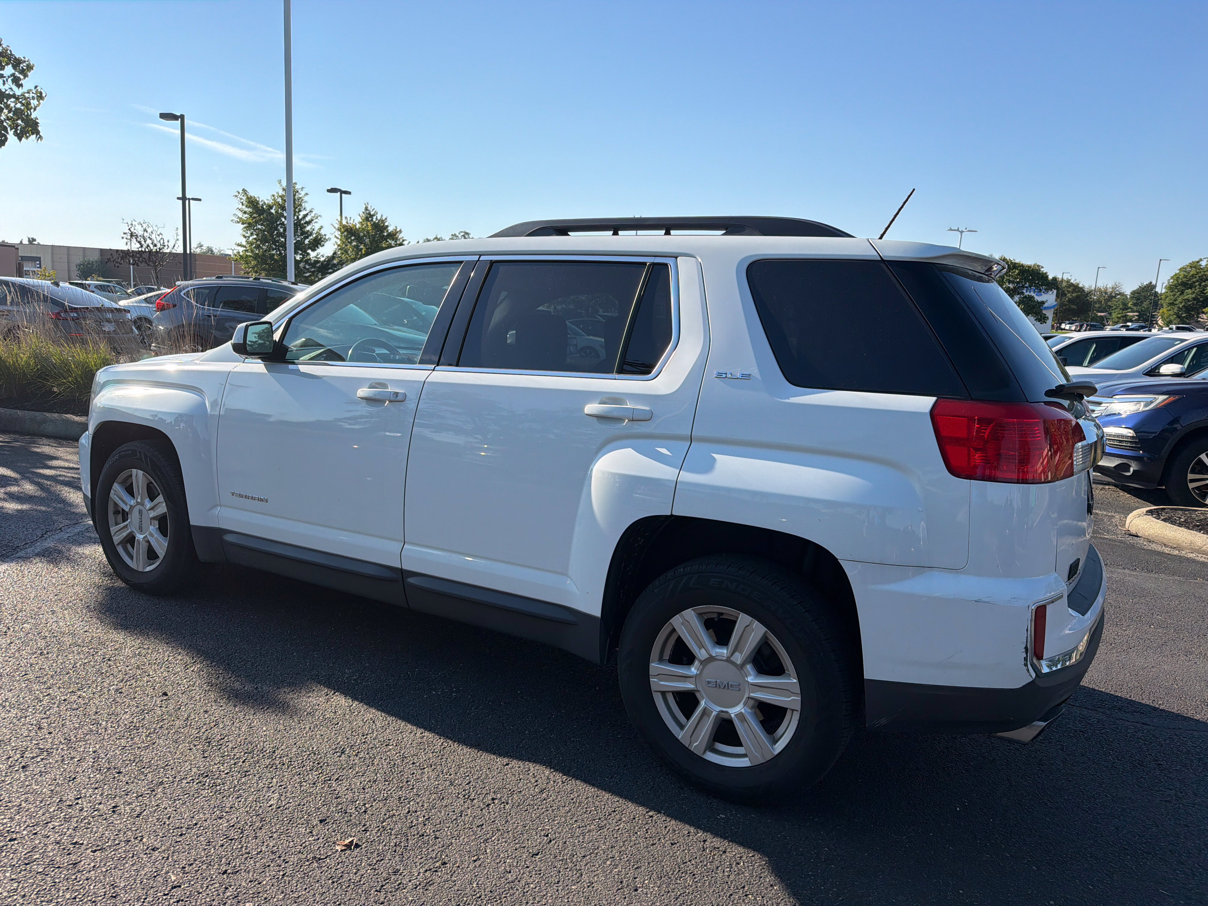 Used 2016 GMC Terrain SLE w/ Convenience Package FWD image 13