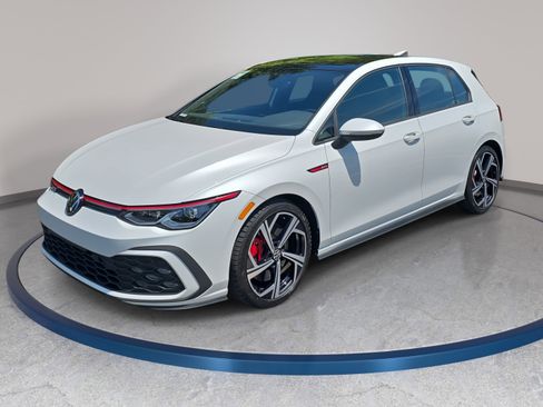 Used 2024 Volkswagen GTI SE image 1