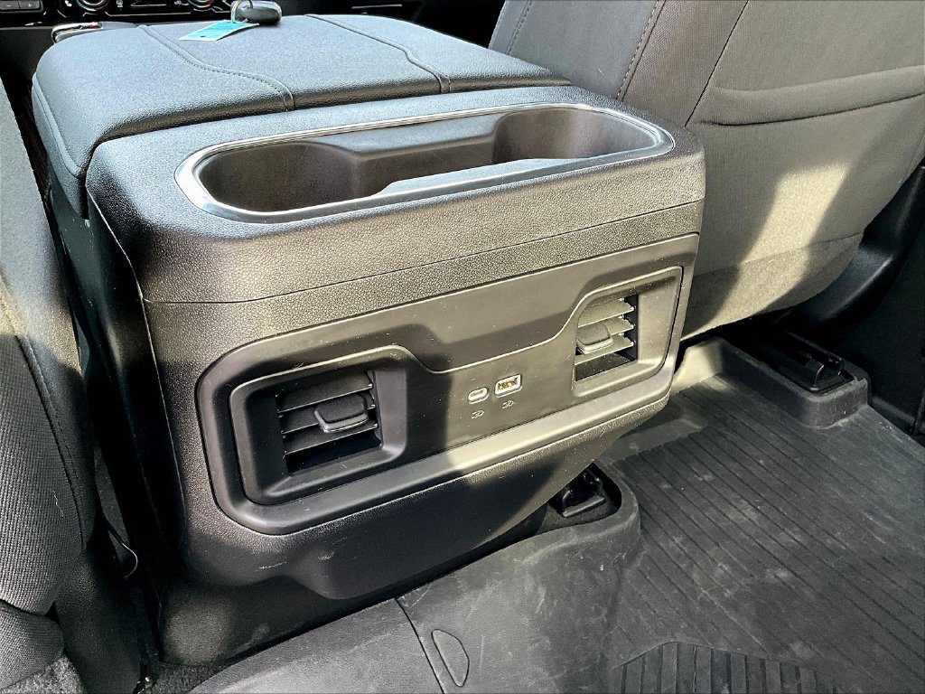 Used 2023 Chevrolet Silverado 1500 LT AWD/4WD image 13