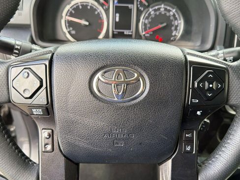 Used 2024 Toyota 4Runner TRD Off-Road image 17