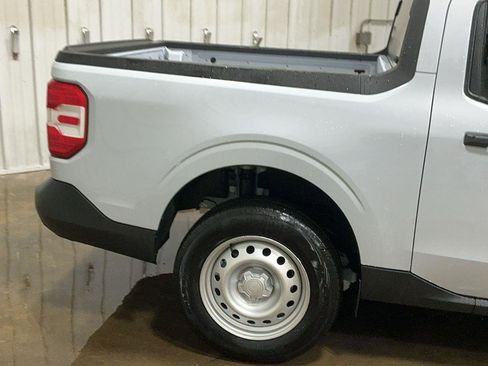 New 2025 Ford Maverick XL image 5