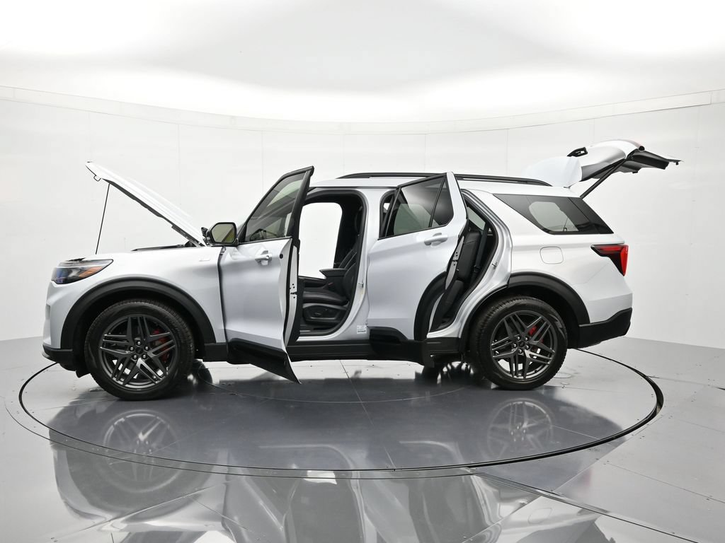 New 2026 Ford Explorer ST-Line w/ ST-Line Street Pack RWD image 49
