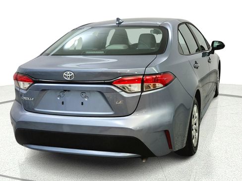 Used 2022 Toyota Corolla LE FWD image 6