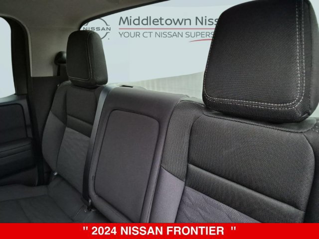 Certified 2024 Nissan Frontier SV AWD/4WD image 33