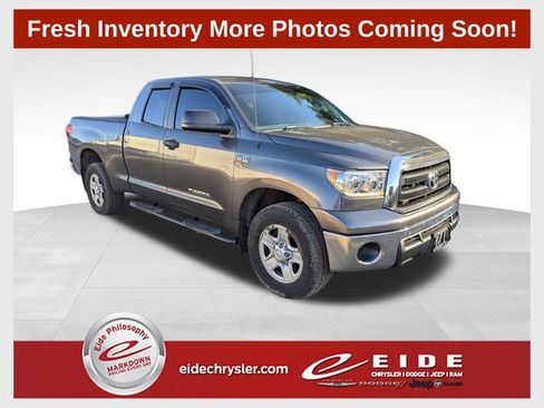 Used 2012 Toyota Tundra 4x4 Double Cab w/ Tow Pkg image 1
