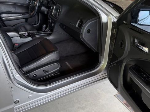 Used 2011 Dodge Charger Rallye RWD image 11