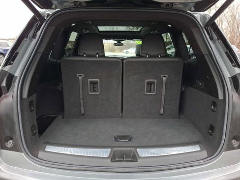 Used 2023 Cadillac XT6 Luxury image 28