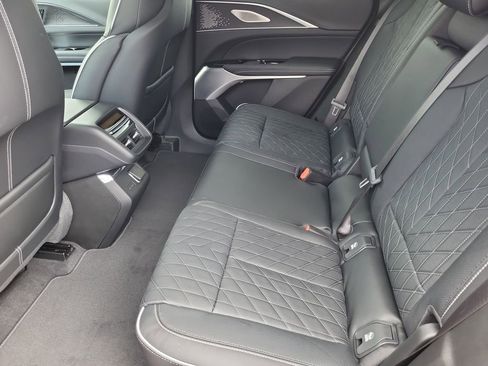 New 2026 Cadillac Lyriq V image 22