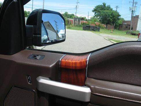 Used 2019 Ford F150 King Ranch w/ Equipment Group 601A Luxury AWD/4WD image 62