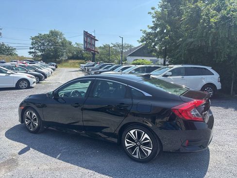 Used 2017 Honda Civic EX-L image 9