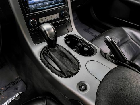 Used 2006 Chevrolet Corvette Coupe image 21