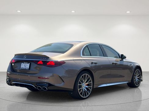 Used 2025 Mercedes-Benz E 53 AMG e 4MATIC Sedan w/ AMG Dynamic Plus Package image 4