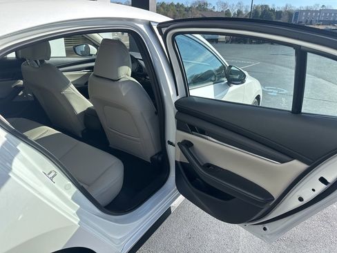 New 2026 MAZDA MAZDA3 2.5 S Sedan w/ Preferred Pkg image 11