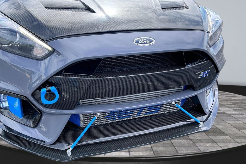 Used 2017 Ford Focus RS AWD/4WD image 29