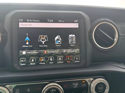 Used 2019 Jeep Wrangler Unlimited Sahara AWD/4WD image 40