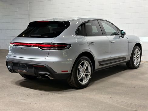 Certified 2023 Porsche Macan AWD/4WD image 7