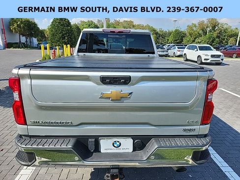 Used 2022 Chevrolet Silverado 2500 LTZ w/ LTZ Plus Package image 5