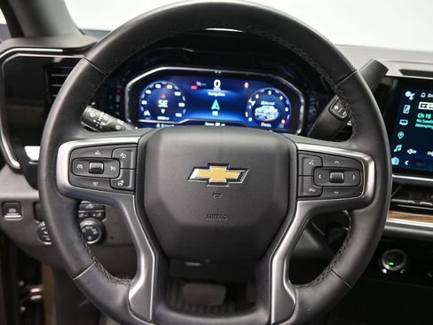 Used 2023 Chevrolet Silverado 1500 LT RWD image 15