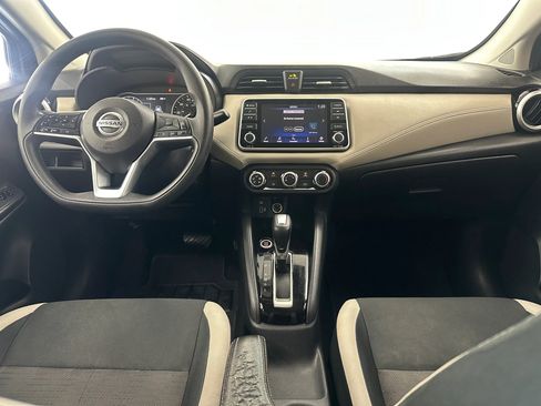 Used 2020 Nissan Versa SV image 16