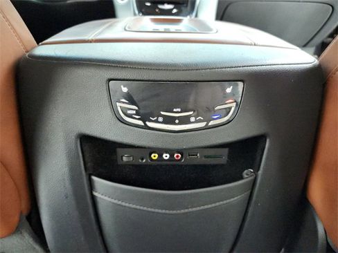 Used 2016 Cadillac Escalade ESV Premium image 45