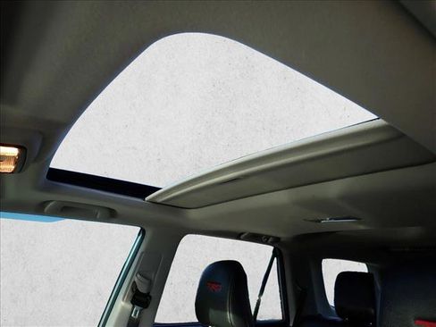 Used 2020 Toyota 4Runner TRD Off-Road Premium image 14