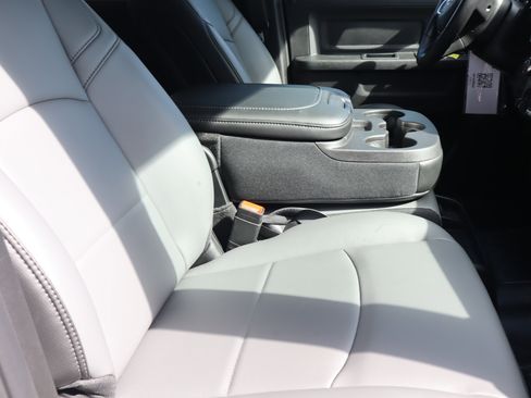 New 2026 RAM 5500 Tradesman w/ Chrome Appearance Group image 31