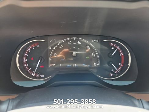 Used 2024 Toyota RAV4 XLE w/ Convenience Package FWD image 22